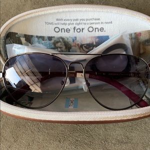 TOMS Sunglasses NWT